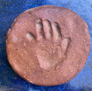 Premiers pas sur terre, Manolo 2005